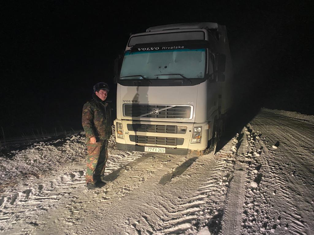 Гражданин Азербайджана обратился за помощью к костанайским спасателям