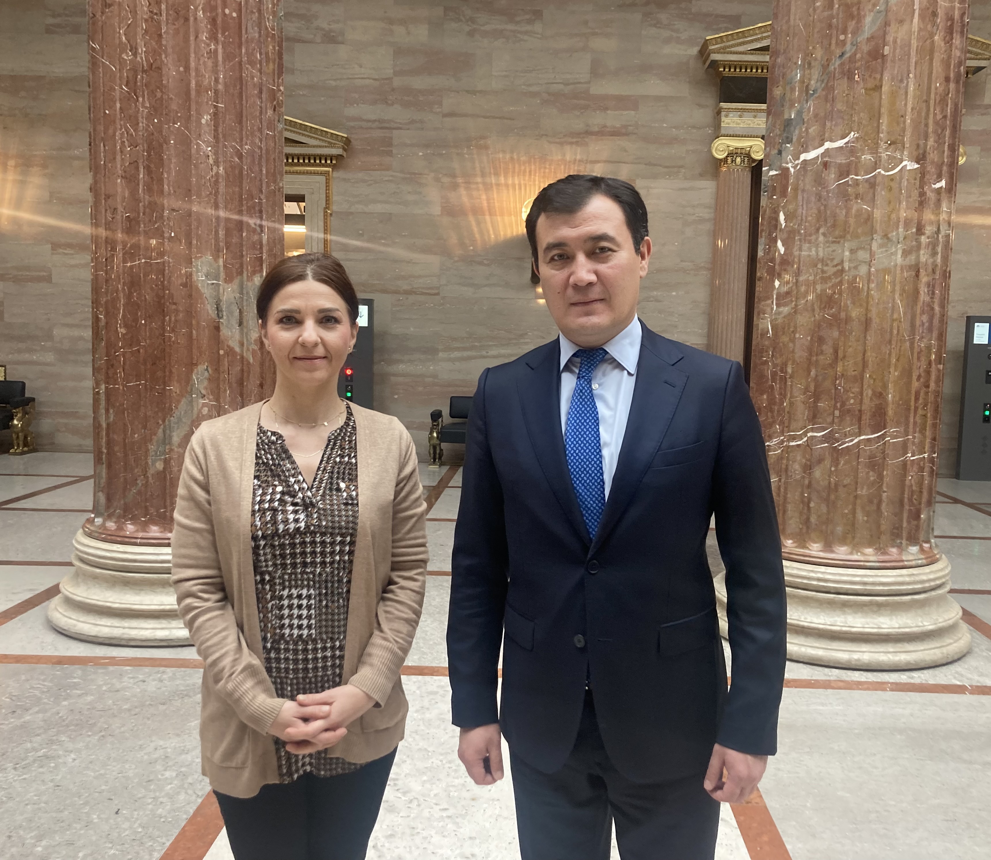 Über das Treffen des Botschafters von Kasachstan im österreichischen Parlament