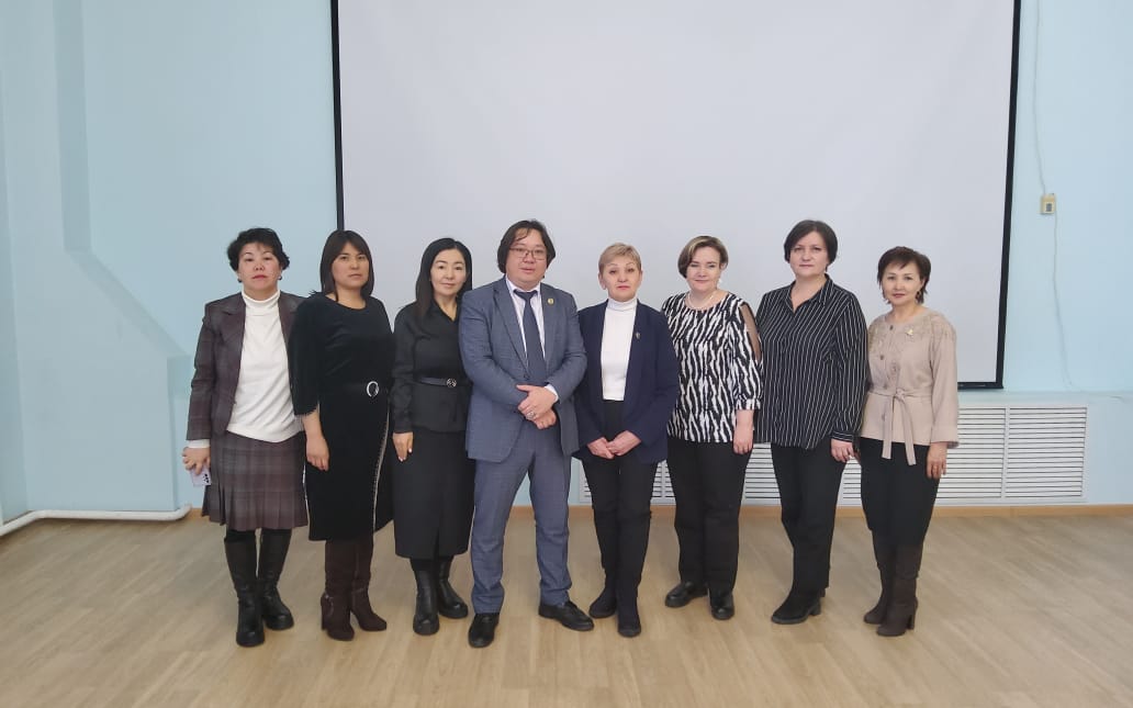 Мағжан Жұмабаев атындағы Ақмола облыстық әмбебап ғылыми кітапханасы шағын алқа отырысында 2022 жылғы атқарылған жұмысы бойынша есебін ұсынды және 2023 жылға арналған жұмыс жоспарымен бөлісті.