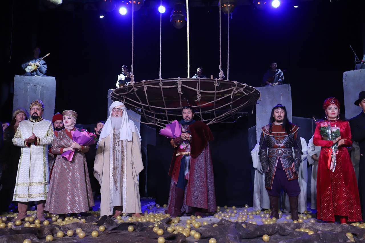 Ақтауда «Ер Едіге» тарихи драмасы сахналанды
