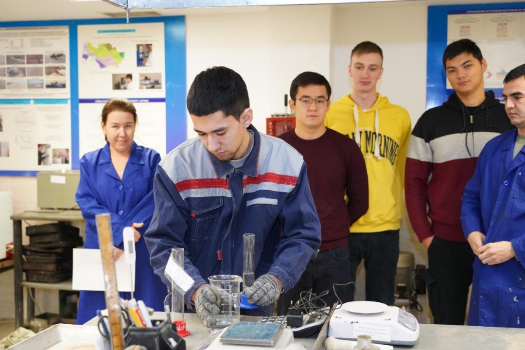 Road builders of Kazakhstan recognized the need for advanced training courses