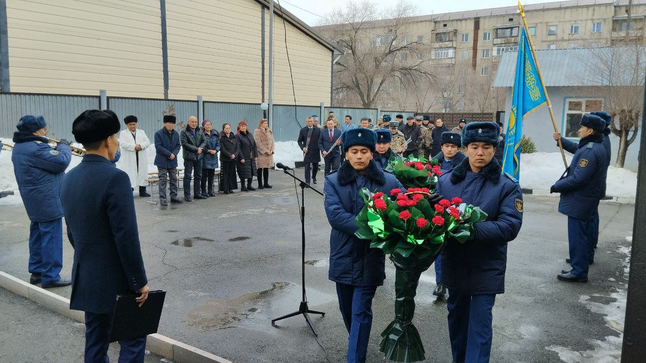 Память погибших товарищей почтили в Вооруженных силах