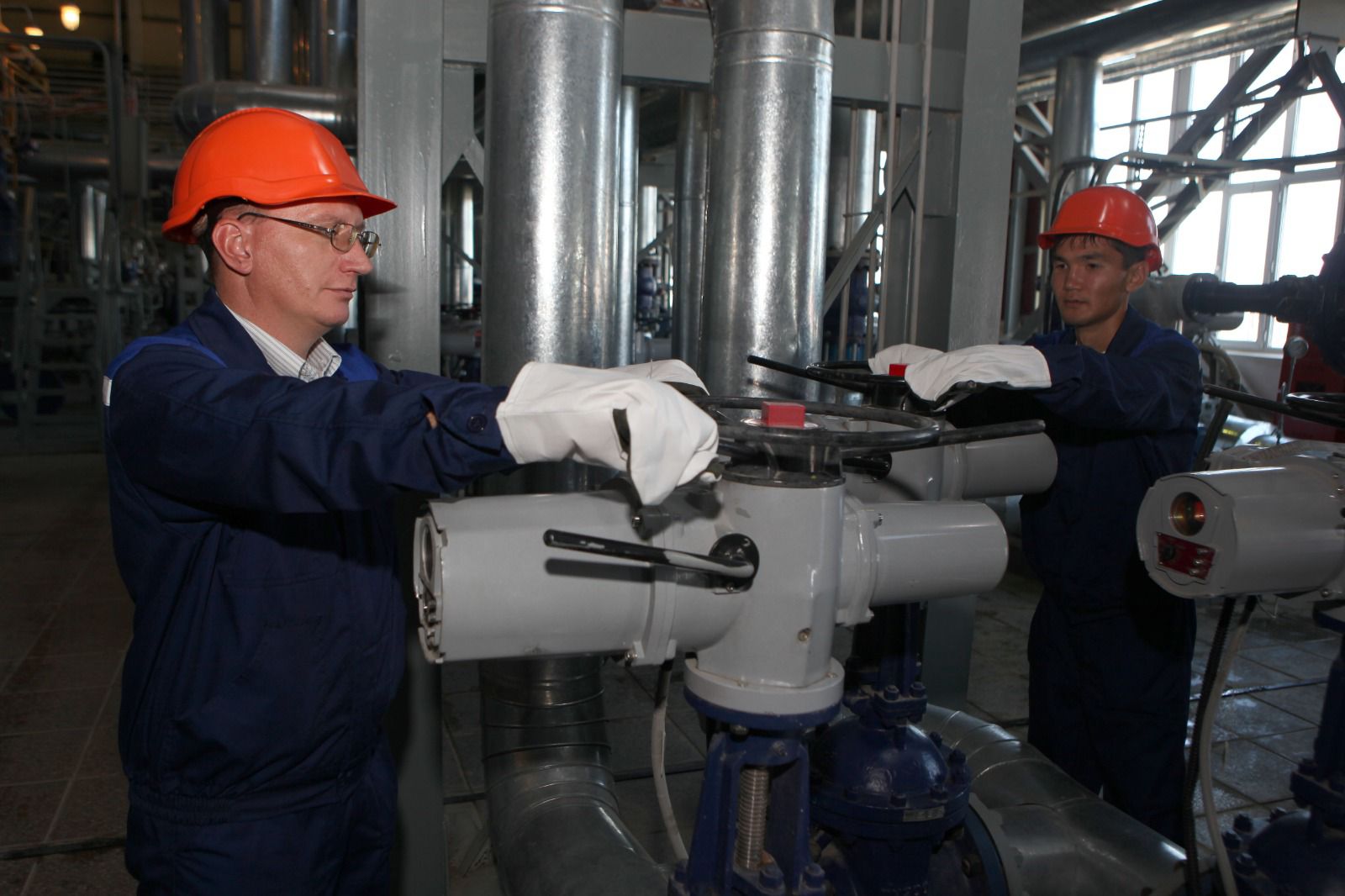 Social facilities have been gradually connected to heating in Almaty