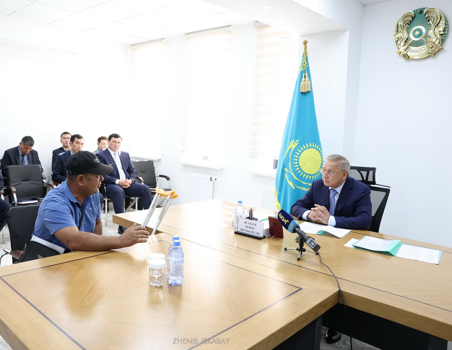 Бейбит Исабаев провел прием граждан по личным вопросам