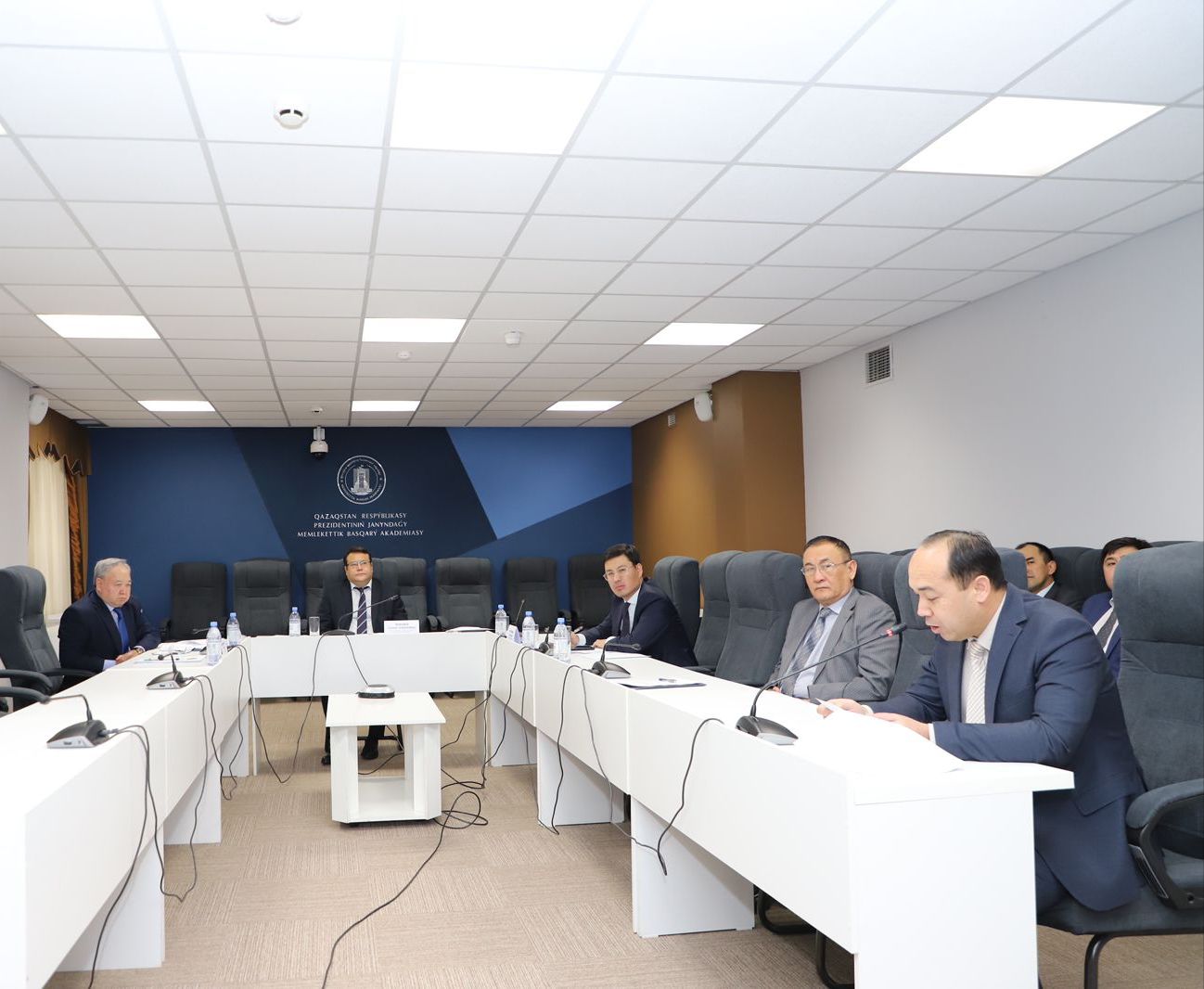 В Агентстве по делам государственной службы  состоялось заседание Комиссии по этике