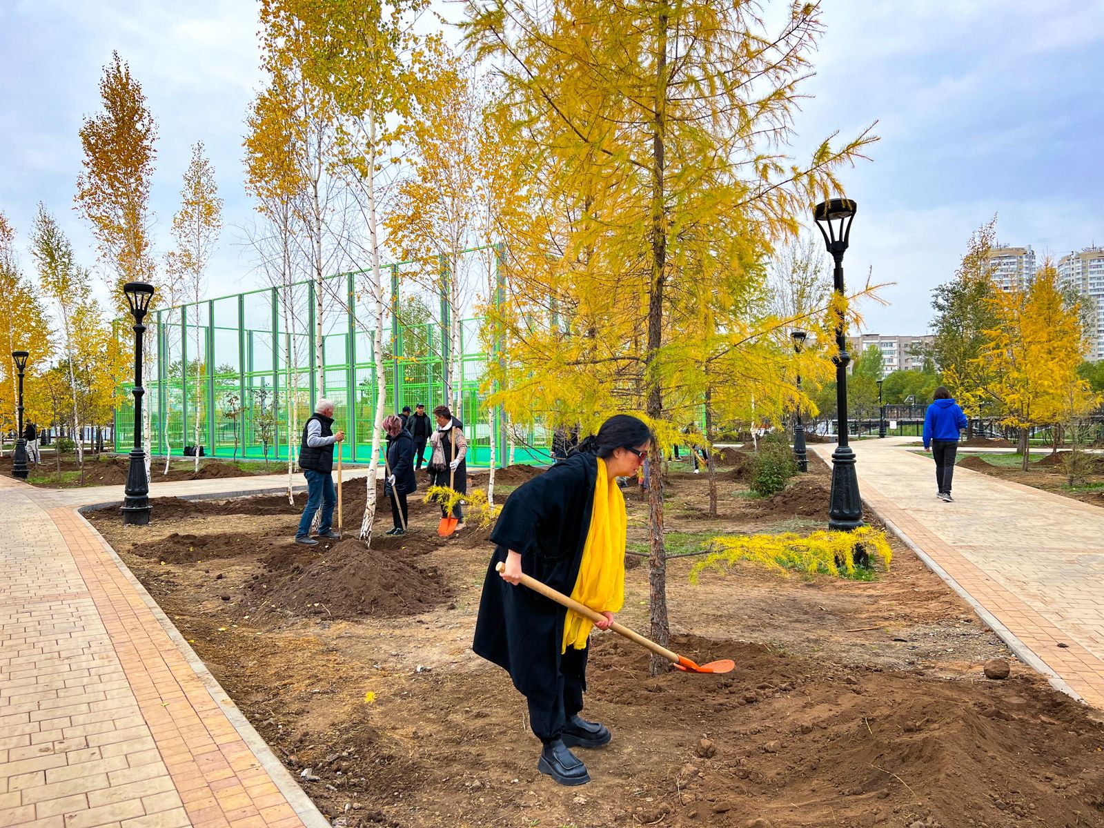 Астанада донорлар күніне орай ағаш отырғызу акциясы өткізілді