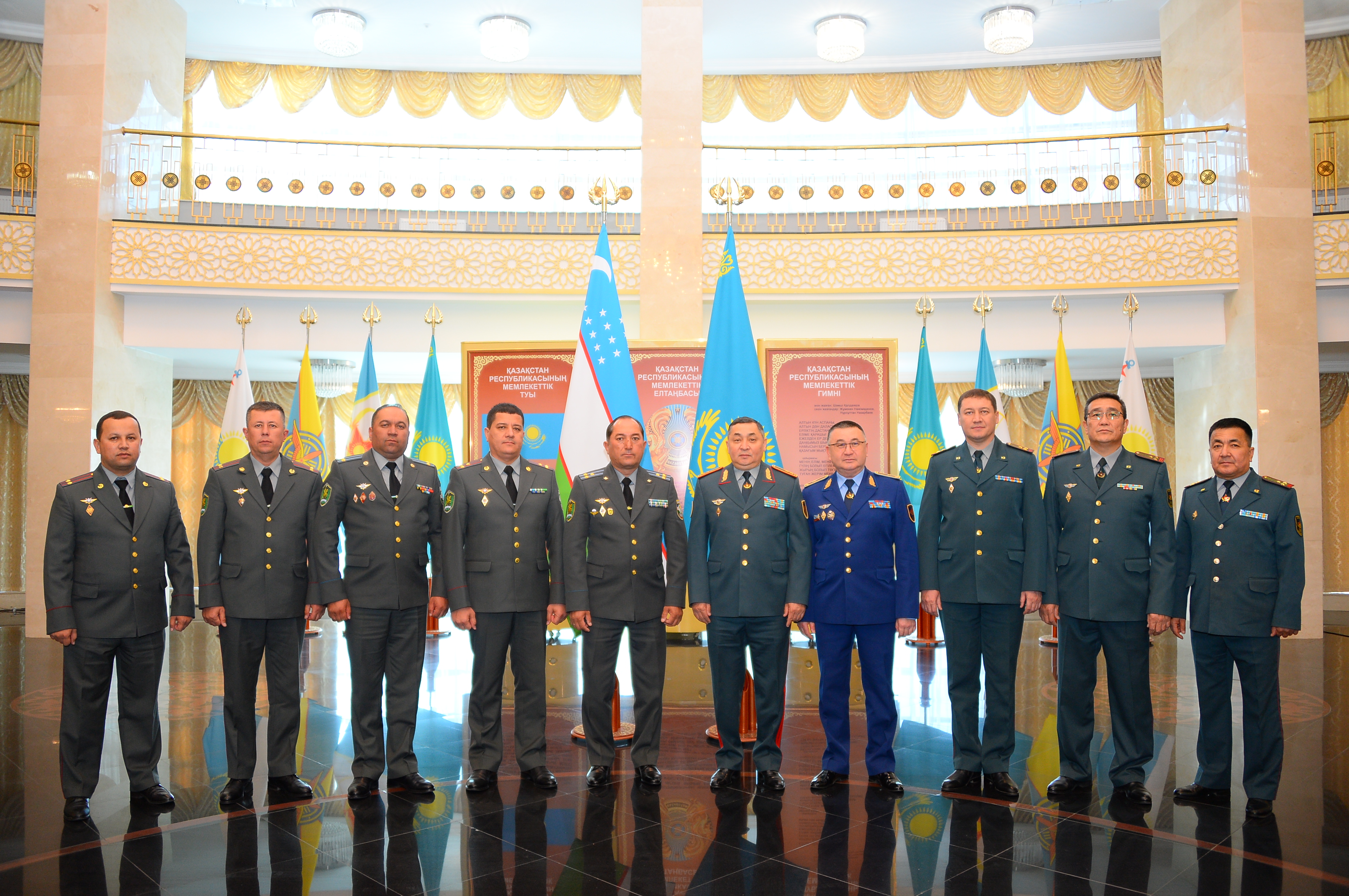 Қорғаныс министрлігіне Өзбекстанның әскери делегациясы келді