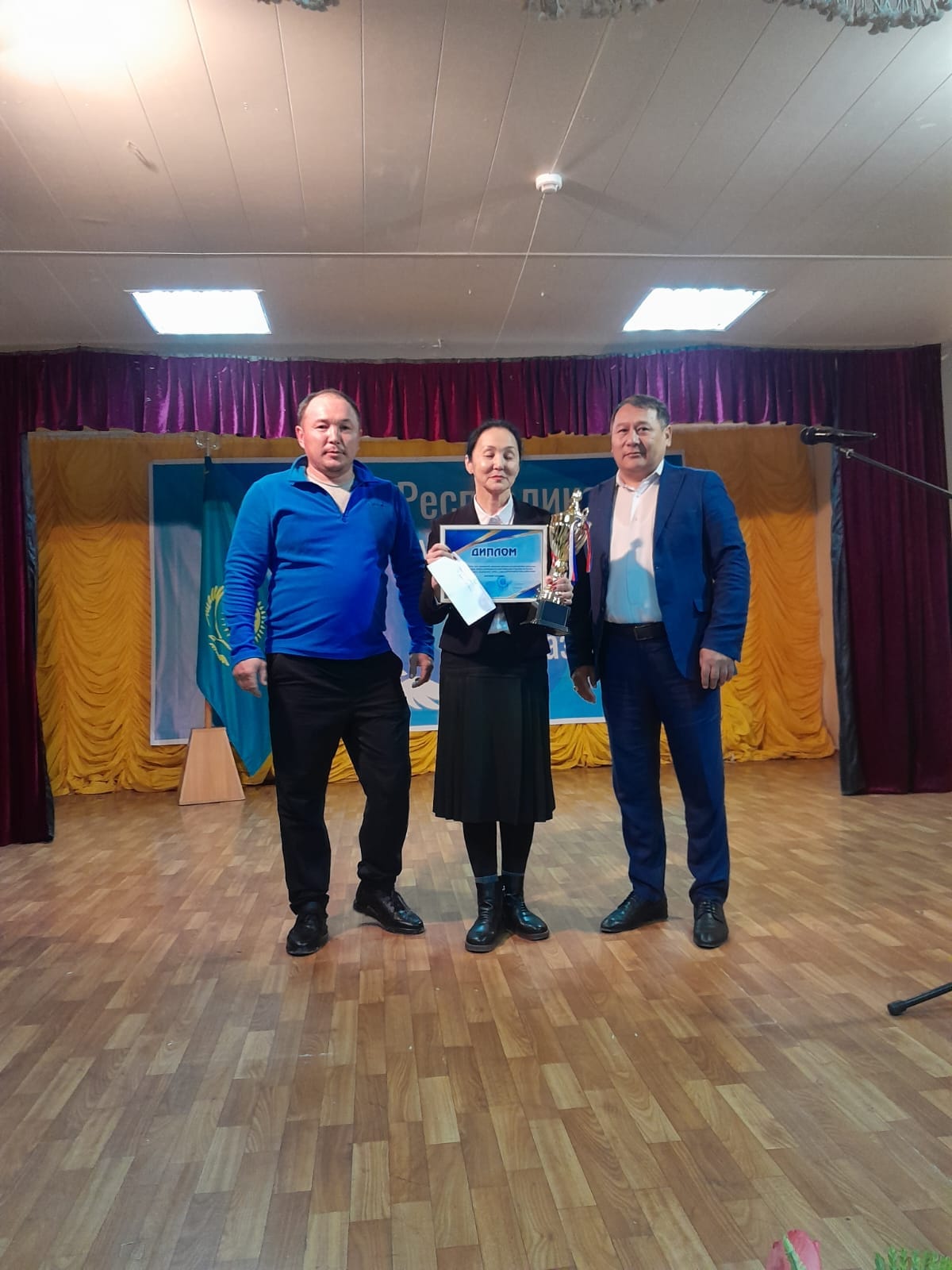 БҰЛДЫРТЫДА РЕСПУБЛИКА КҮНІ ТОЙЛАНДЫ