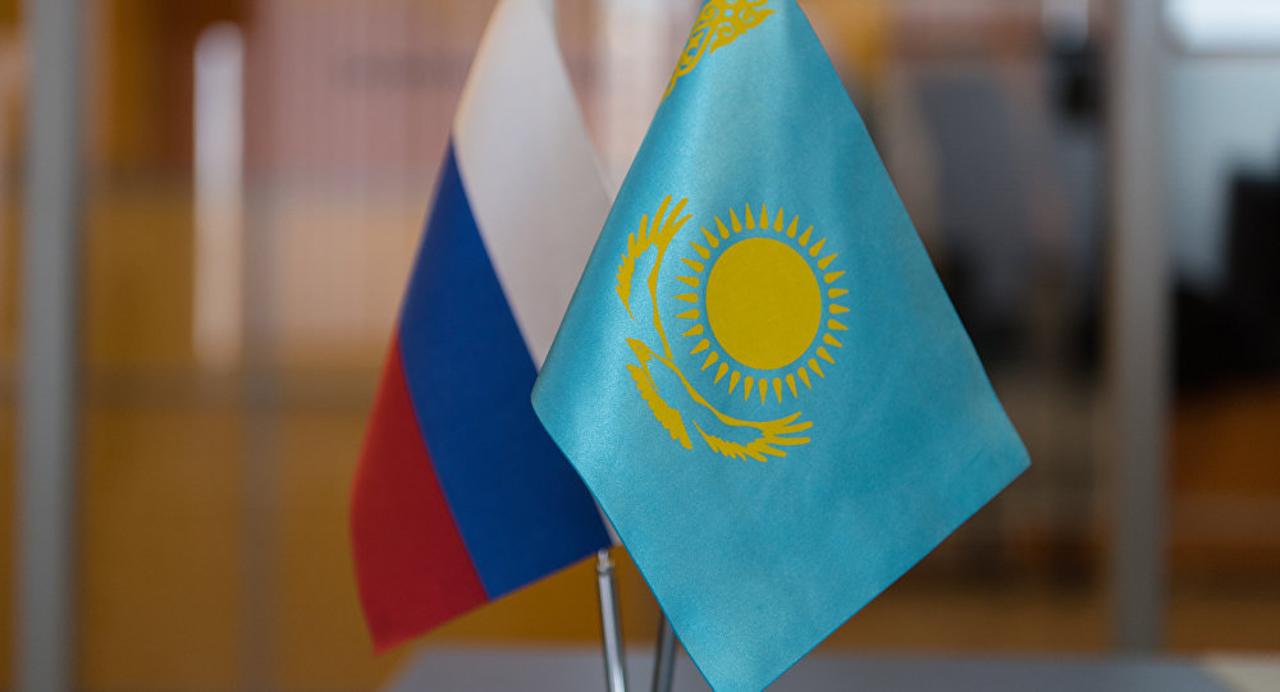 🔸Вниманию казахстанцев, прибывающих в Россию с целью работы или обучения!