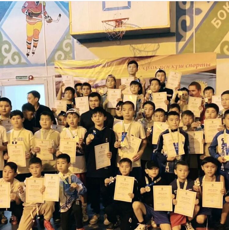 Маржанбұлақ ауылында жасөспірімдер арасында бокстан ашық біріншілік өтті