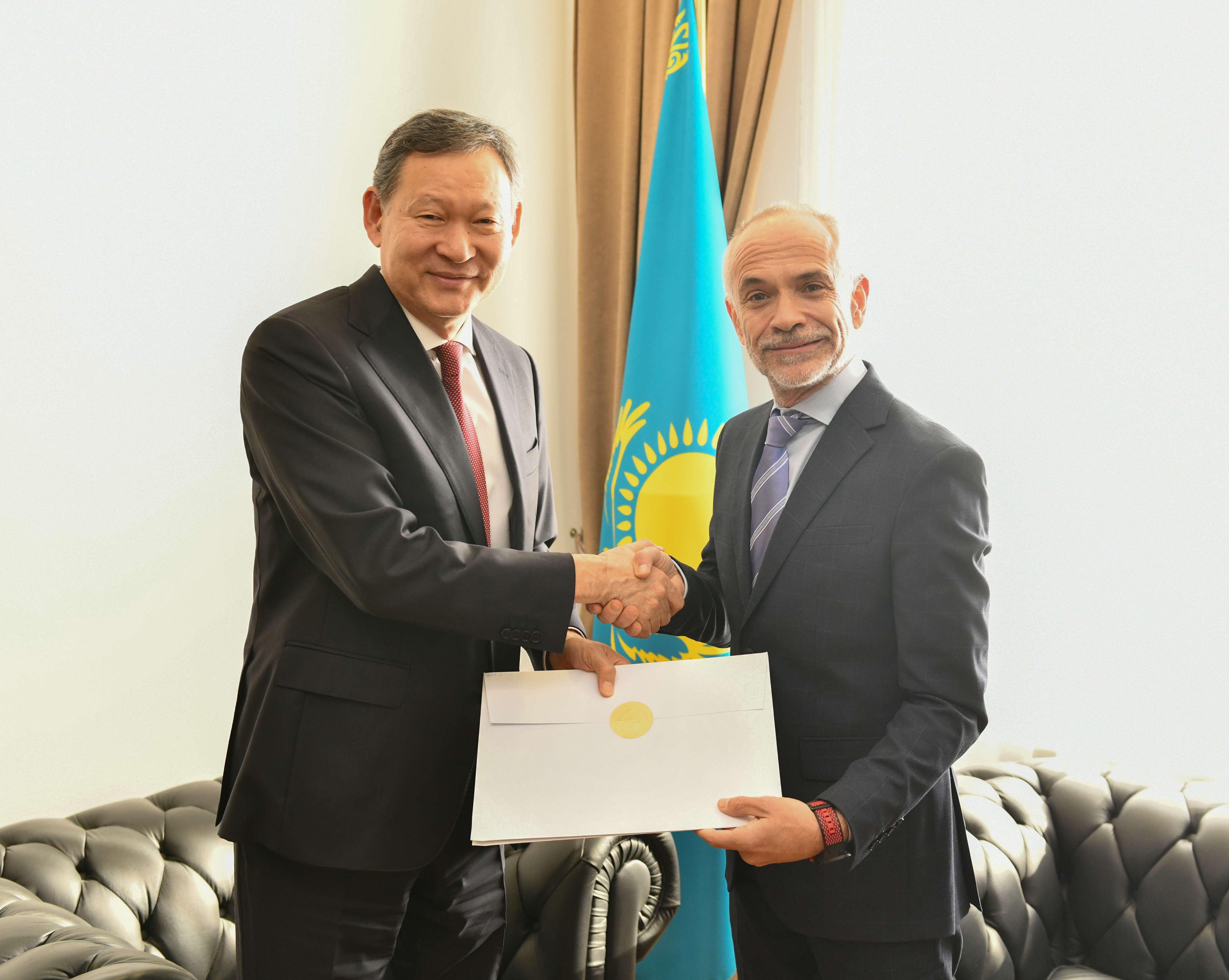 The Ambassador of Uruguay to Kazakhstan Presented Copies of Credentials