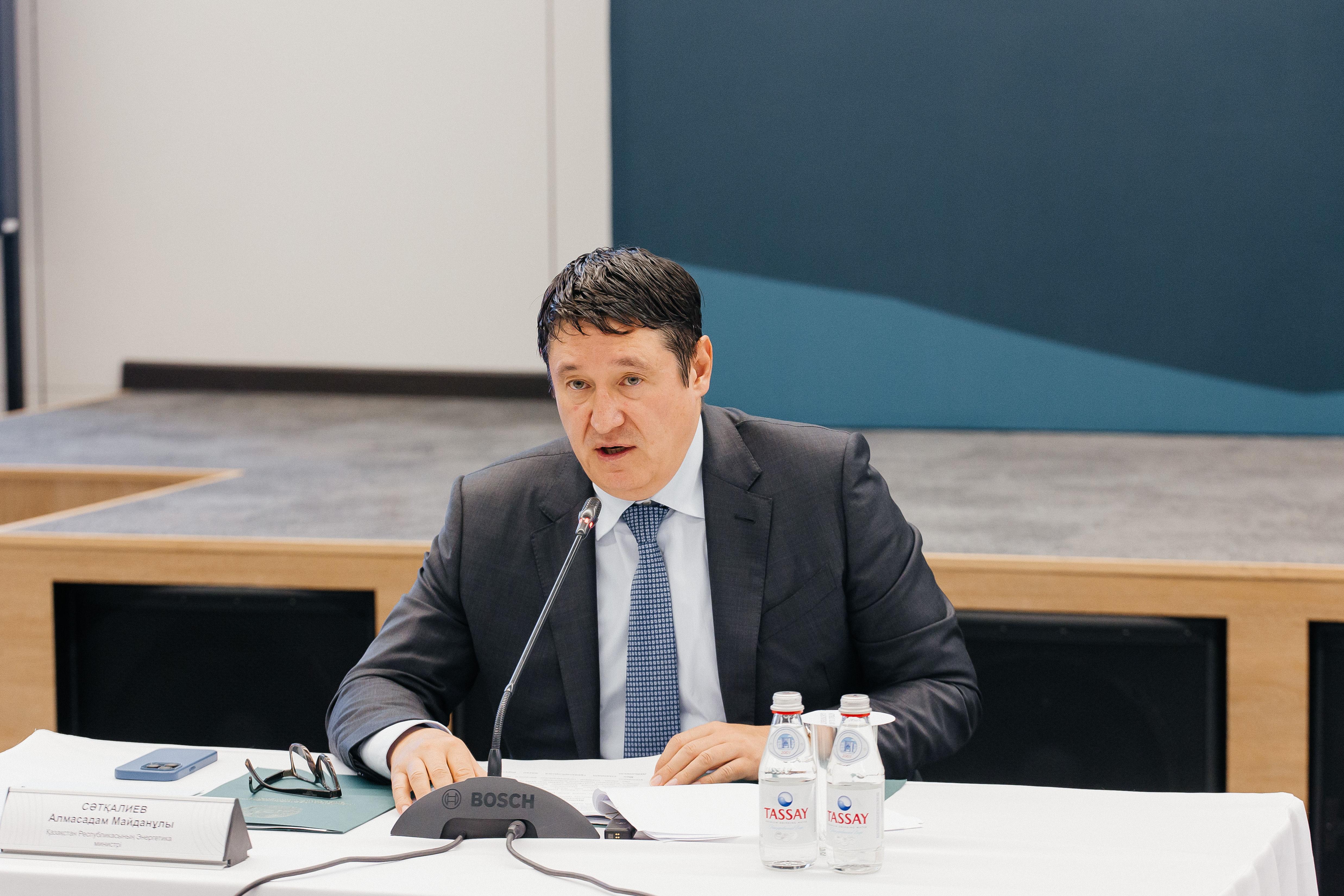 Министр энергетики отчитался перед жителями Атырауской области  о реализации проектов на крупнейших месторождениях