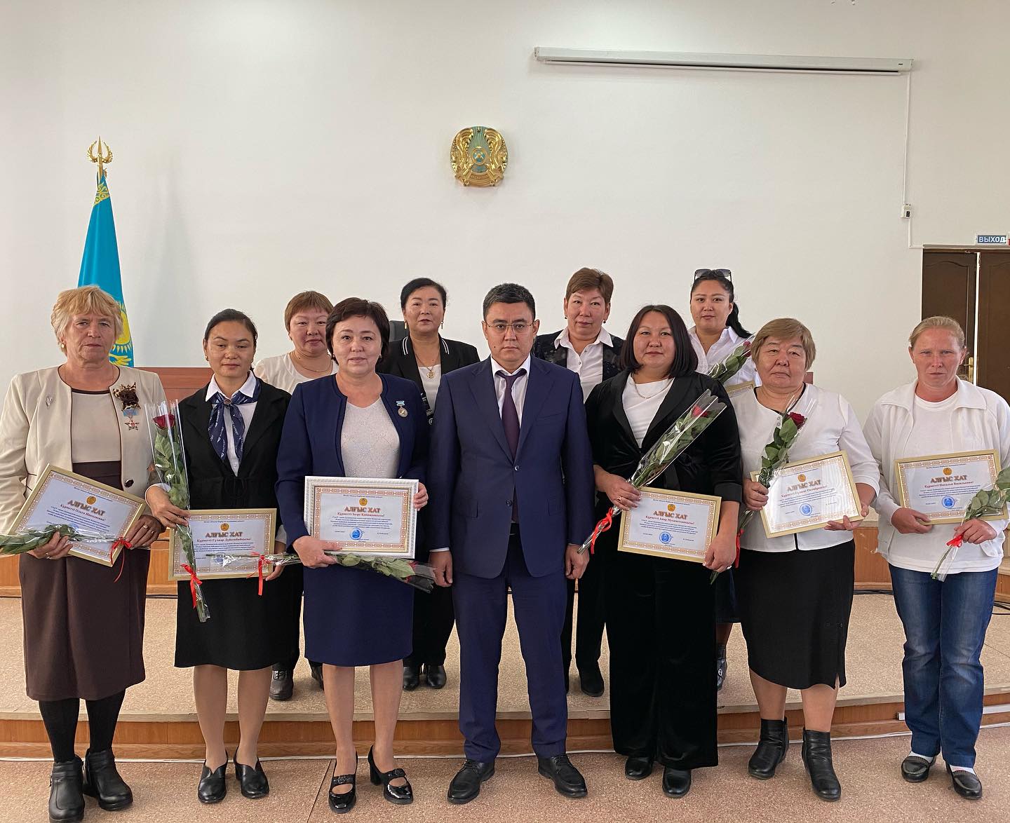 Аудан әкімі пошташыларды төл мерекесімен құттықтады