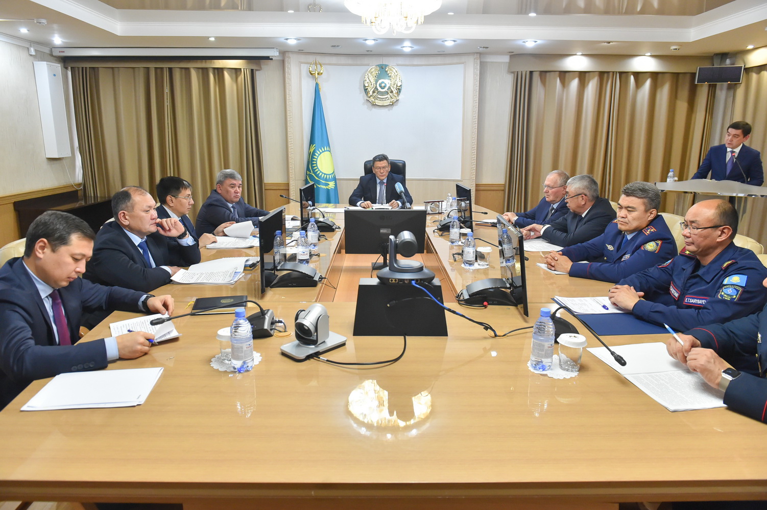 Перспективы СЭЗ «Qyzyljar» и развитие здравоохранения стали темой аппаратного заседания