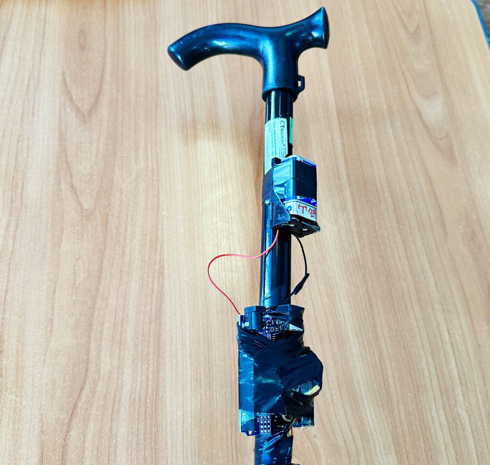 Абай облысында зағип жандарға арналған таяқша ойлап тапты