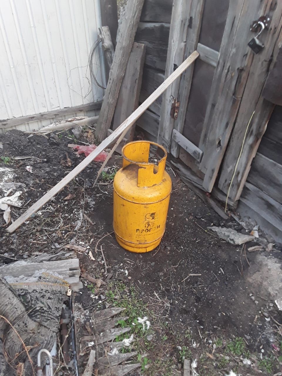 Жетісу облысында түтін басқан үйден қарт әже құтқарылды