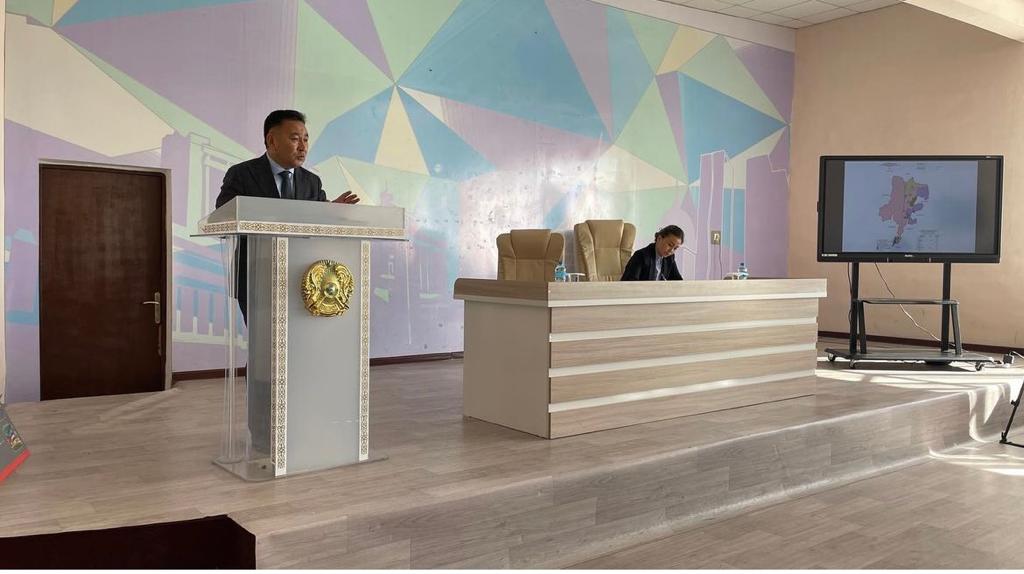 Қонаев қаласының әкімі Құматаев Нұрлан Орынбасарұлы Заречный және Арна ауылының тұрғындарымен жиын өткізді.