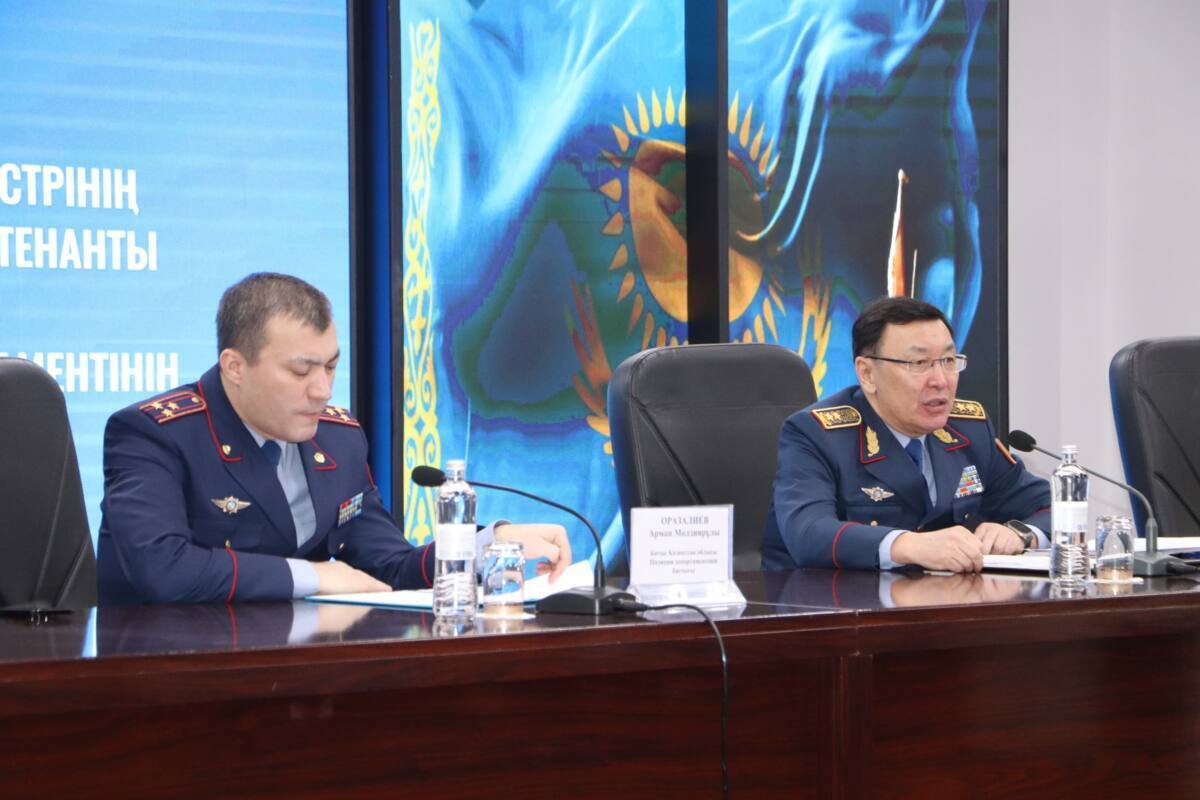 Первый заместитель главы МВД встретился с личным составом ДП ЗКО