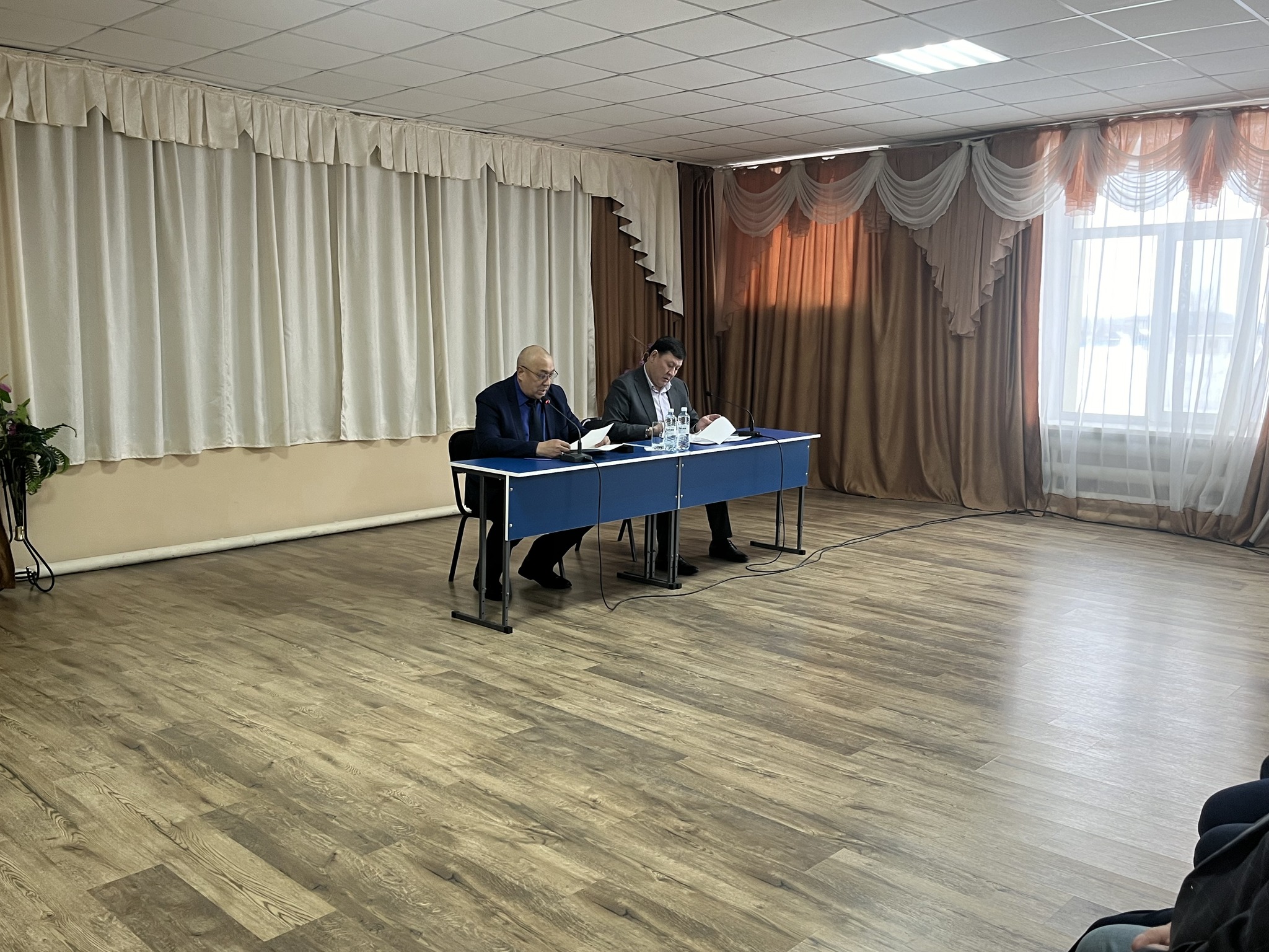 В целях реализации указа Президента Республики Казахстан № 826 от 3 марта 2022 года «О проведении встреч акимов с населением» 28  ноября 2023 года была проведена регулярная встреча акима Аккайынского района Елубаева Р.М. с жителями села Аралагаш.