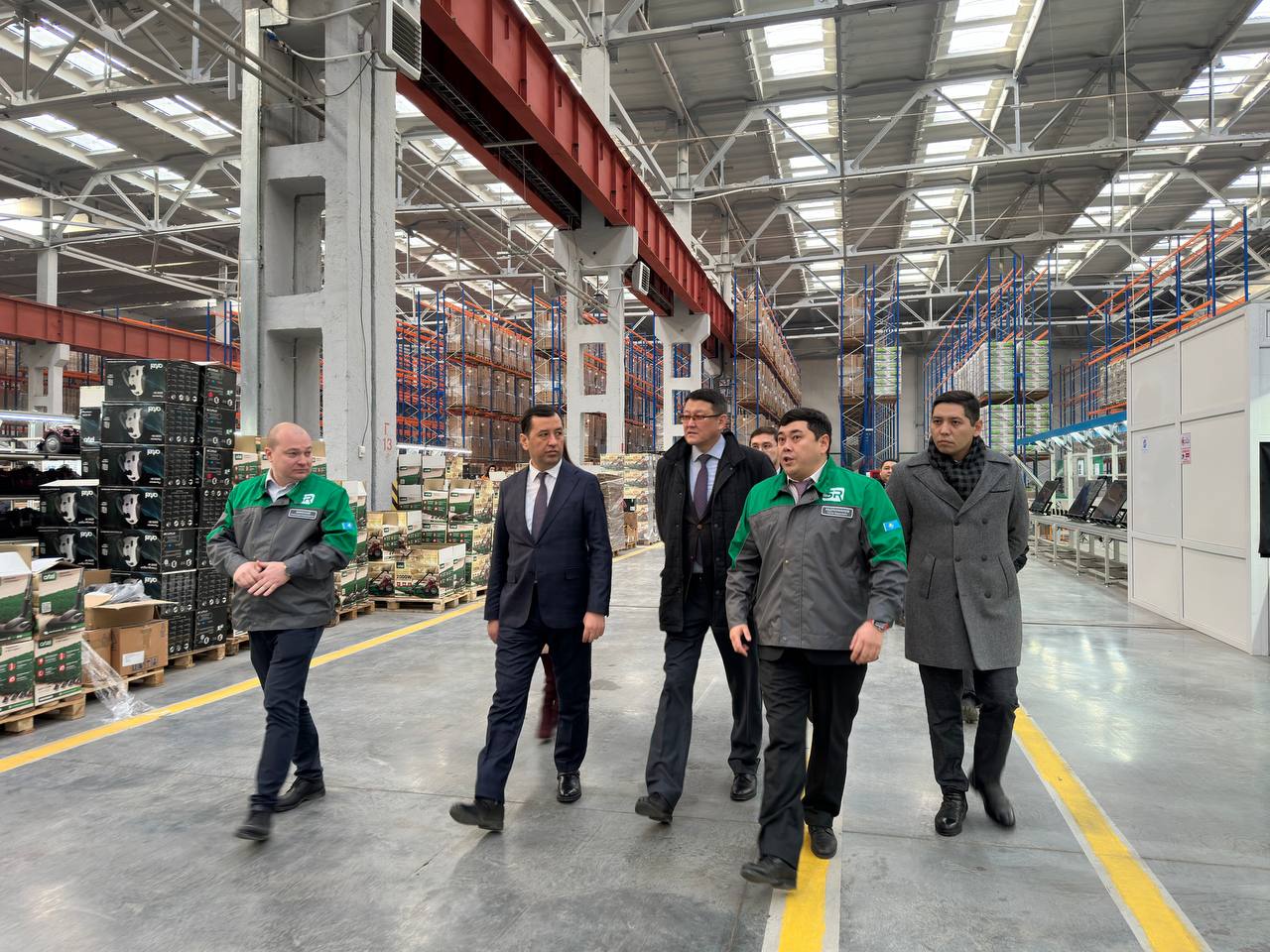 Vice Minister of National Economy Bauyrzhan Omarbekov visited single-industry town of Saran in Karaganda region