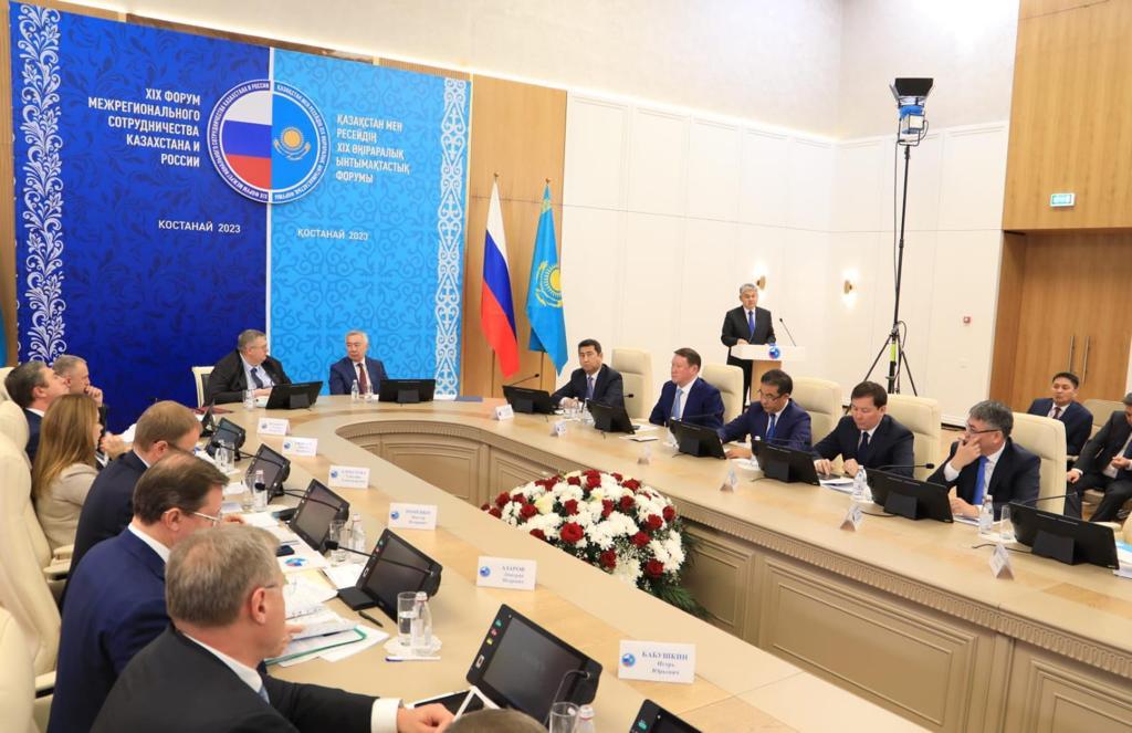 Шығыс Қазақстанда және Ресейдің Алтай өңірінде марал шаруашылығы және ара шаруашылығы сияқты ауыл шаруашылығы салалары шоғырланған.