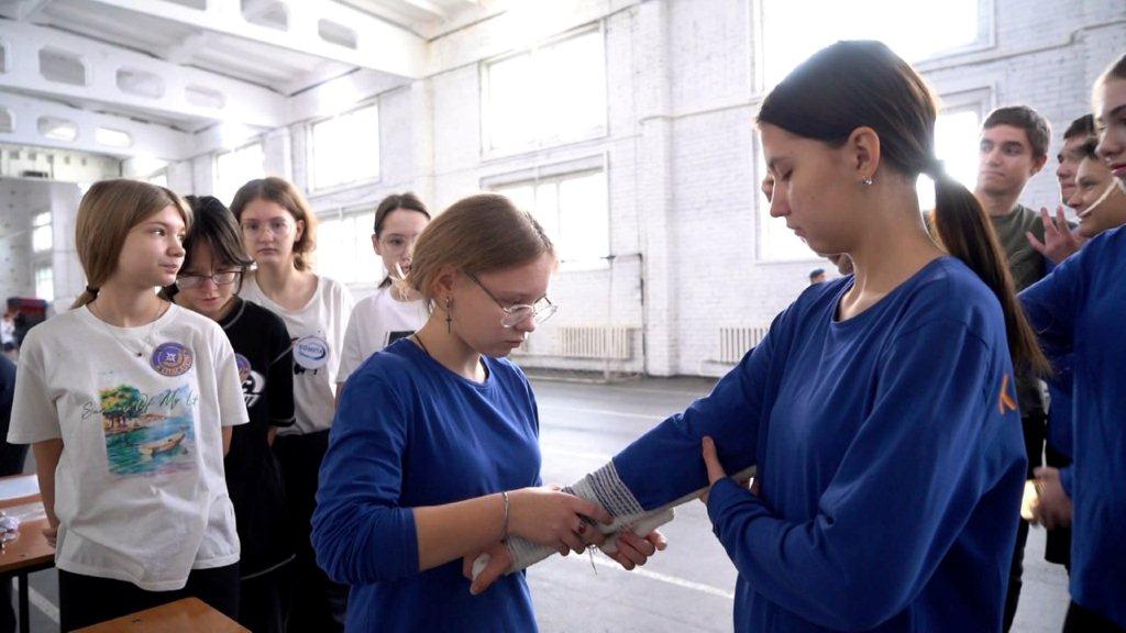 Юные Спасатели преодолевают  «чрезвычайные ситуации»