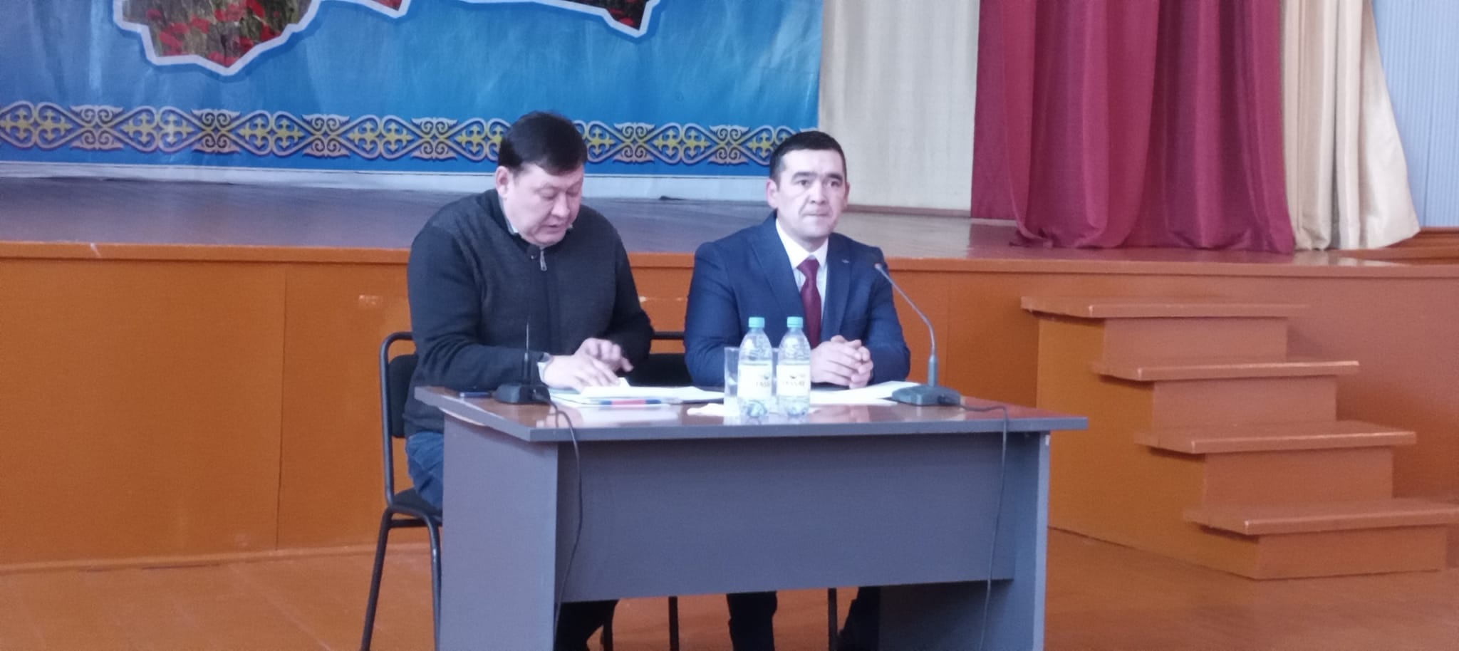          Во исполнение Указа Президента Республики Казахстан  № 826 от 3 марта 2022 года "О проведении встреч акимов с населением" 23.11.2023 года в Ивановском сельском округе проведена регулярная встреча  акима Аккайынского района Елубаева Р.М., с населением Ивановского сельского округа