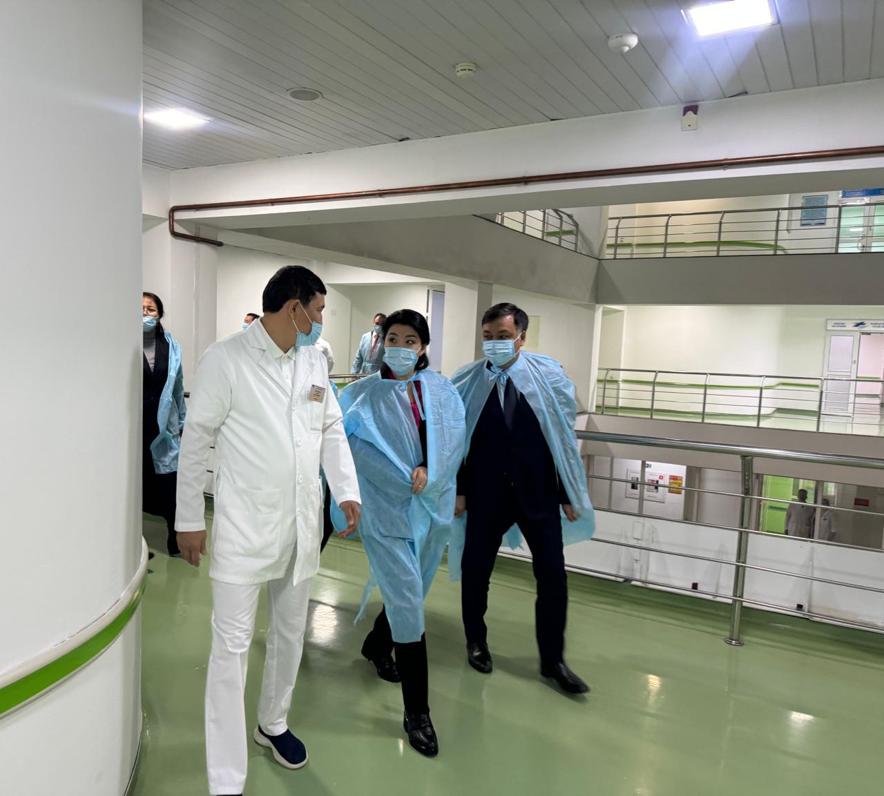 ДЕНСАУЛЫҚ САҚТАУ МИНИСТРІ ҮЕҰ- МЕН ЖӘНЕ АЛМАТЫ ҚАЛАСЫНЫҢ ТҰРҒЫНДАРЫМЕН КЕЗДЕСУЛЕР ӨТКІЗЕДІ