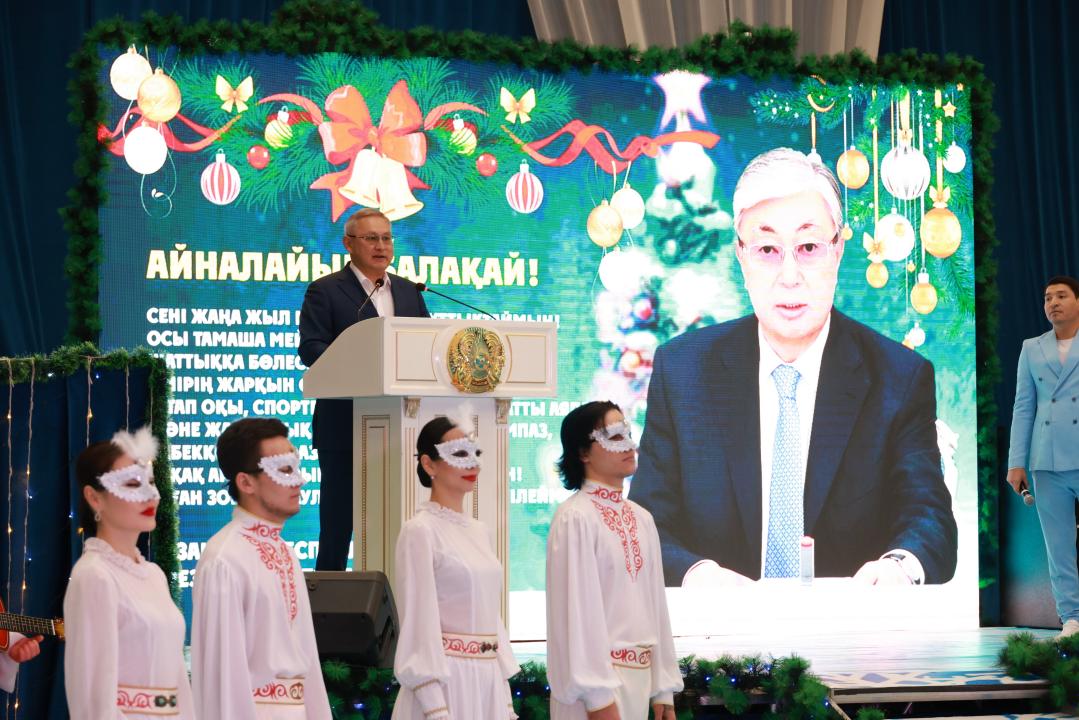 Бейбит Исабаев на елке