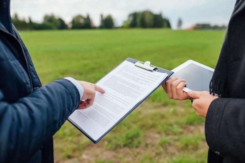 Жамбыл облысының прокурорлары аудан әкімдігінің Жер қатынастары бөлімінің жұмысшысымен қызметтік жалғандық жасау фактісін анықтады.