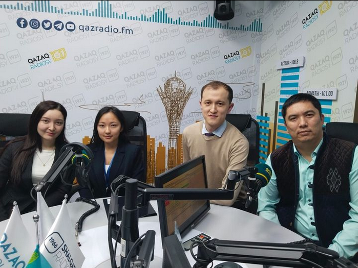 В эфире программе «Ой-түйін» QAZAQ Radiosy сотрудники Министерства юстиции РК ответили на вопросы слушателей об оказываемой гражданам бесплатной юридической помощи