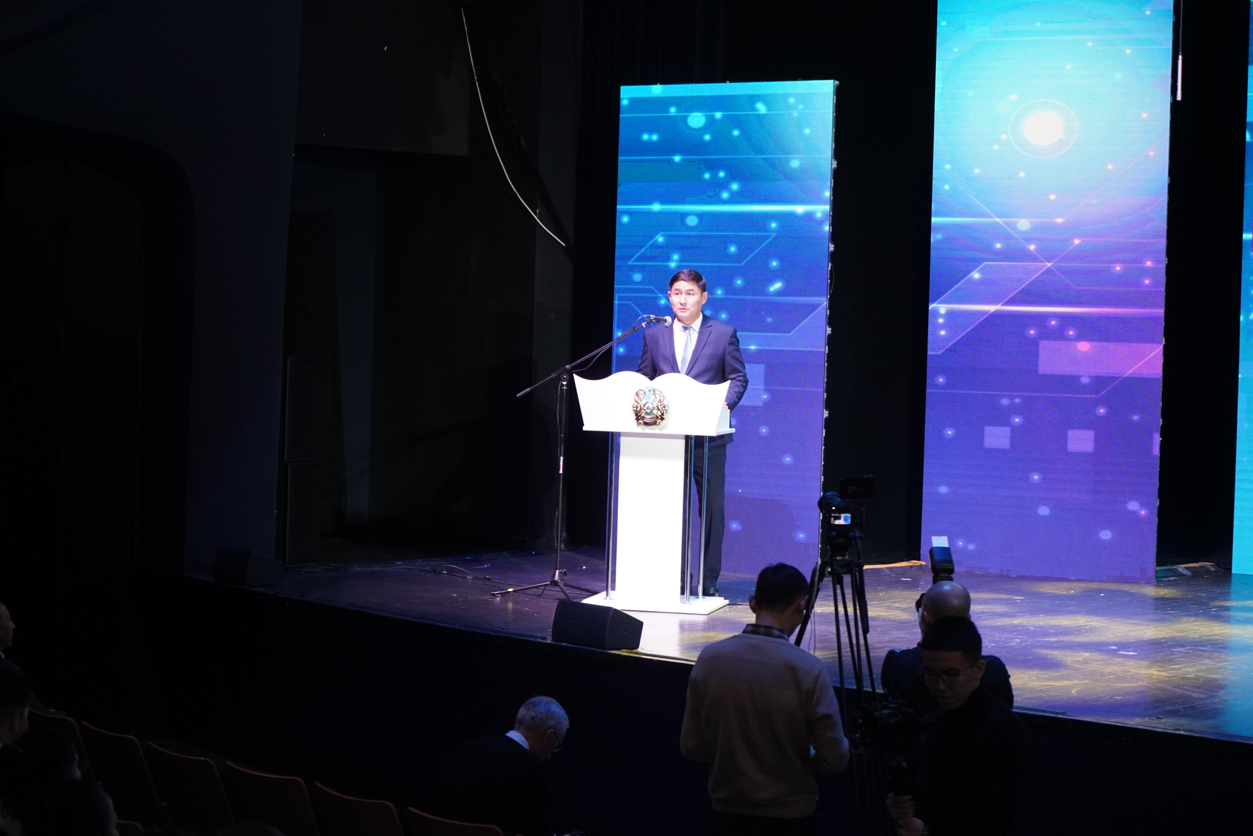 Қазақстан Республикасының Әділет министрі Азамат Есқараев үздік қазақстандық өнертапқыштарды марапаттады