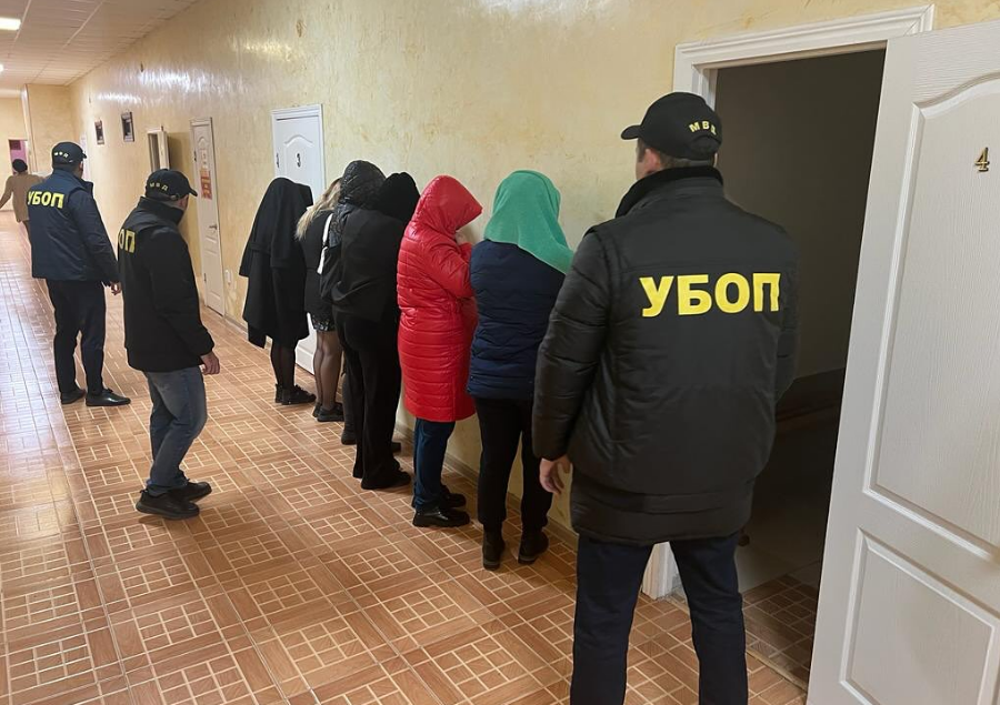 Маңғыстау полицейлері бір күнде 28 жезөкшені ұстады