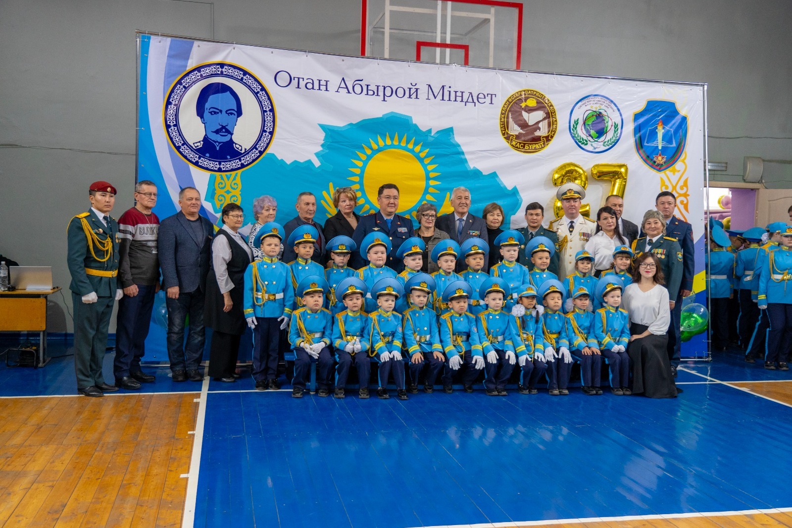 Полицейские ВКО приняли участие в торжественном мероприятии кадетов