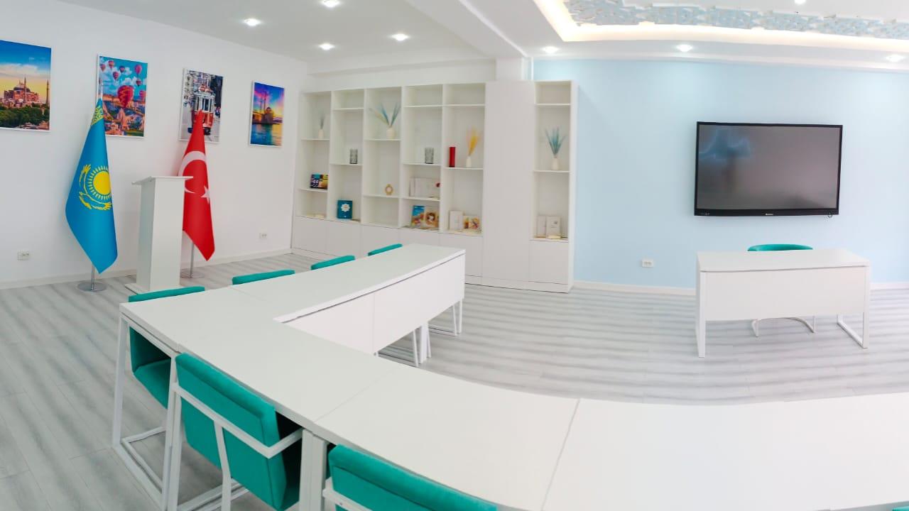 В карагандинском вузе открылся Центр турецкого языка и культуры