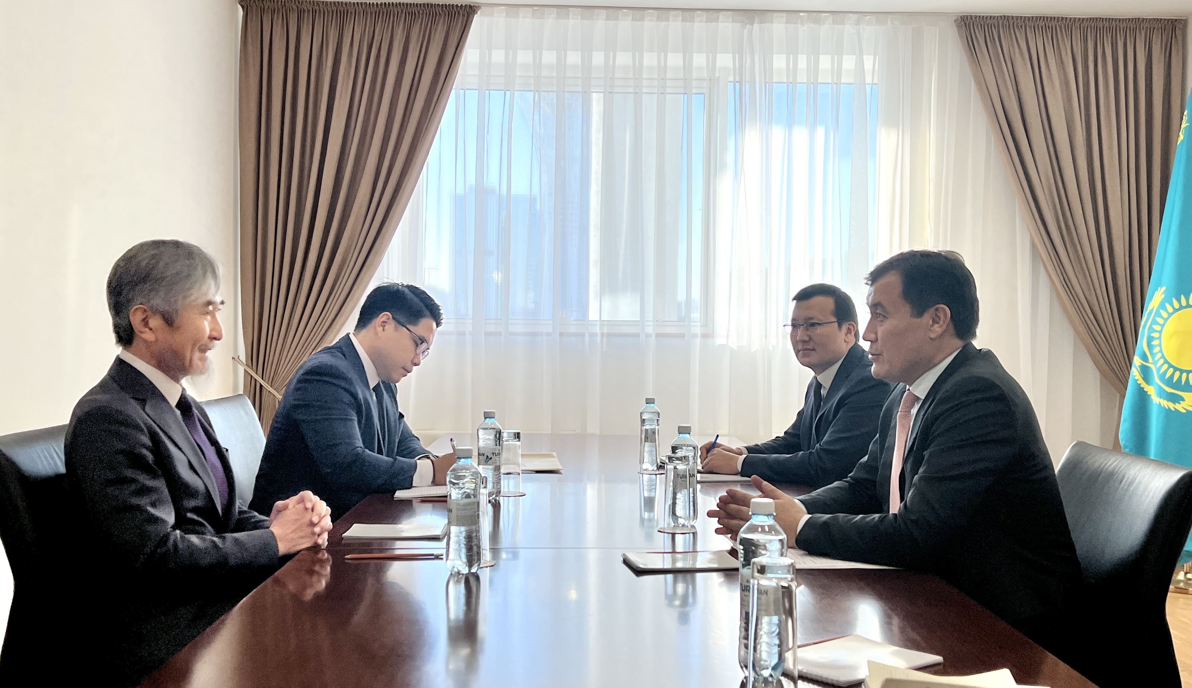 В Министерстве иностранных дел Казахстана обсудили вопросы сотрудничества с Японией