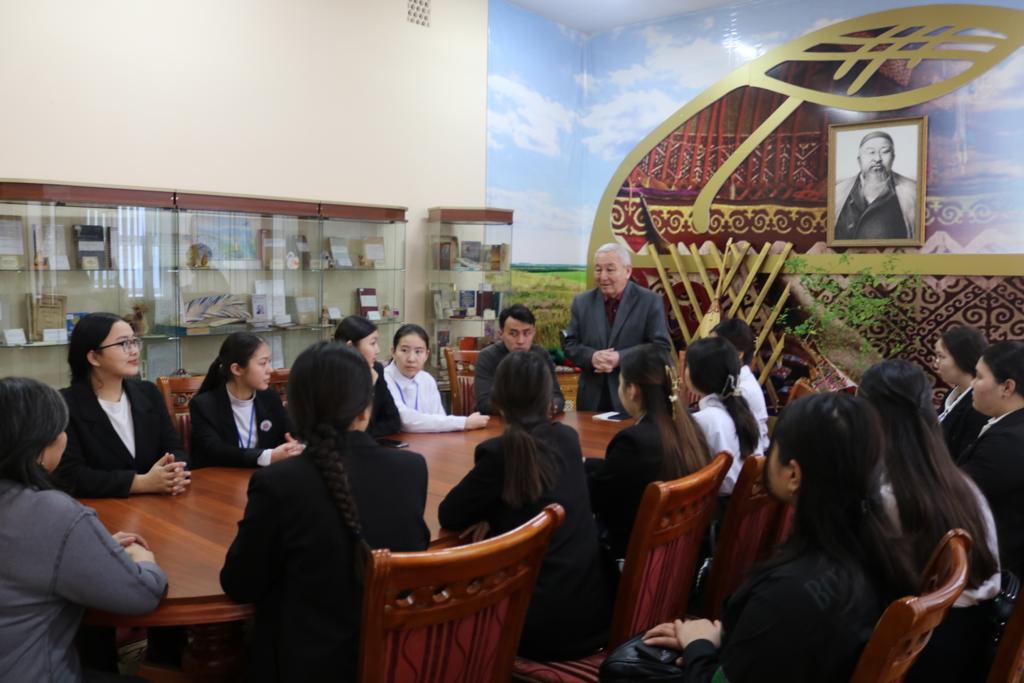 “Парасаттылық деген не?” әңгіме диалог
