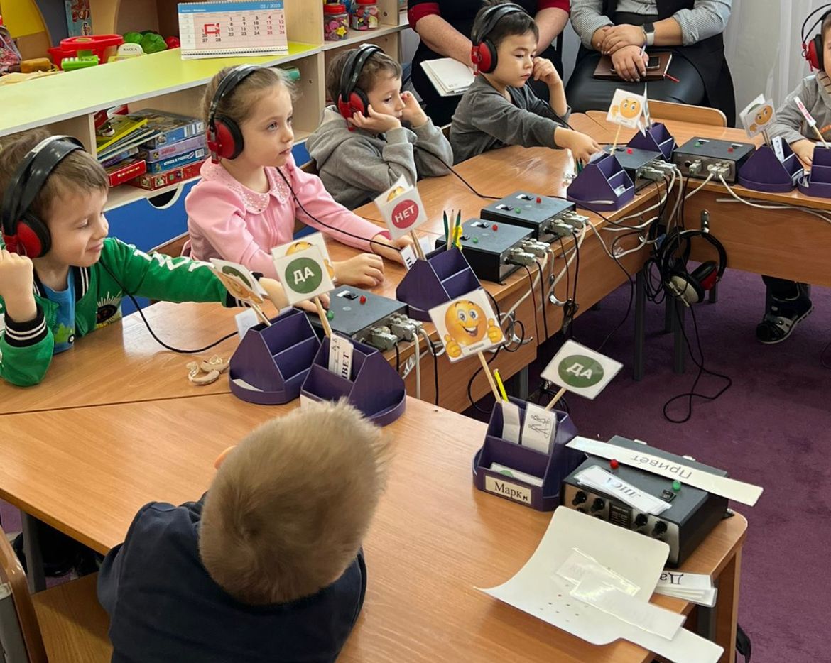 Ашық, бұзылған фото Ашық, бұзылған фото