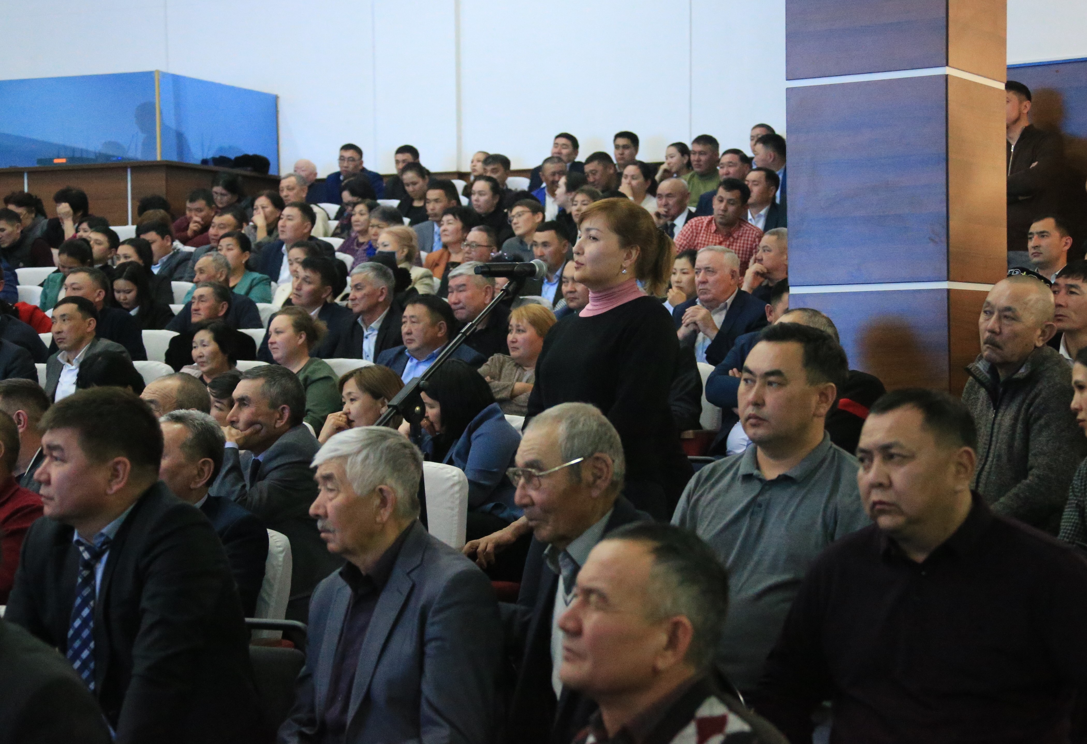 Бейбіт Исабаев Алакөл ауданының тұрғындарымен кездесті