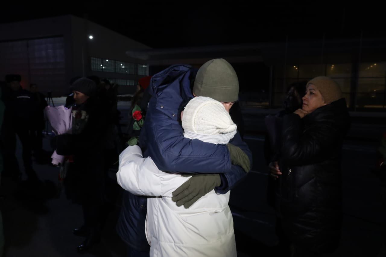 В Астане встретили отряд спасателей, прибывших из Турции