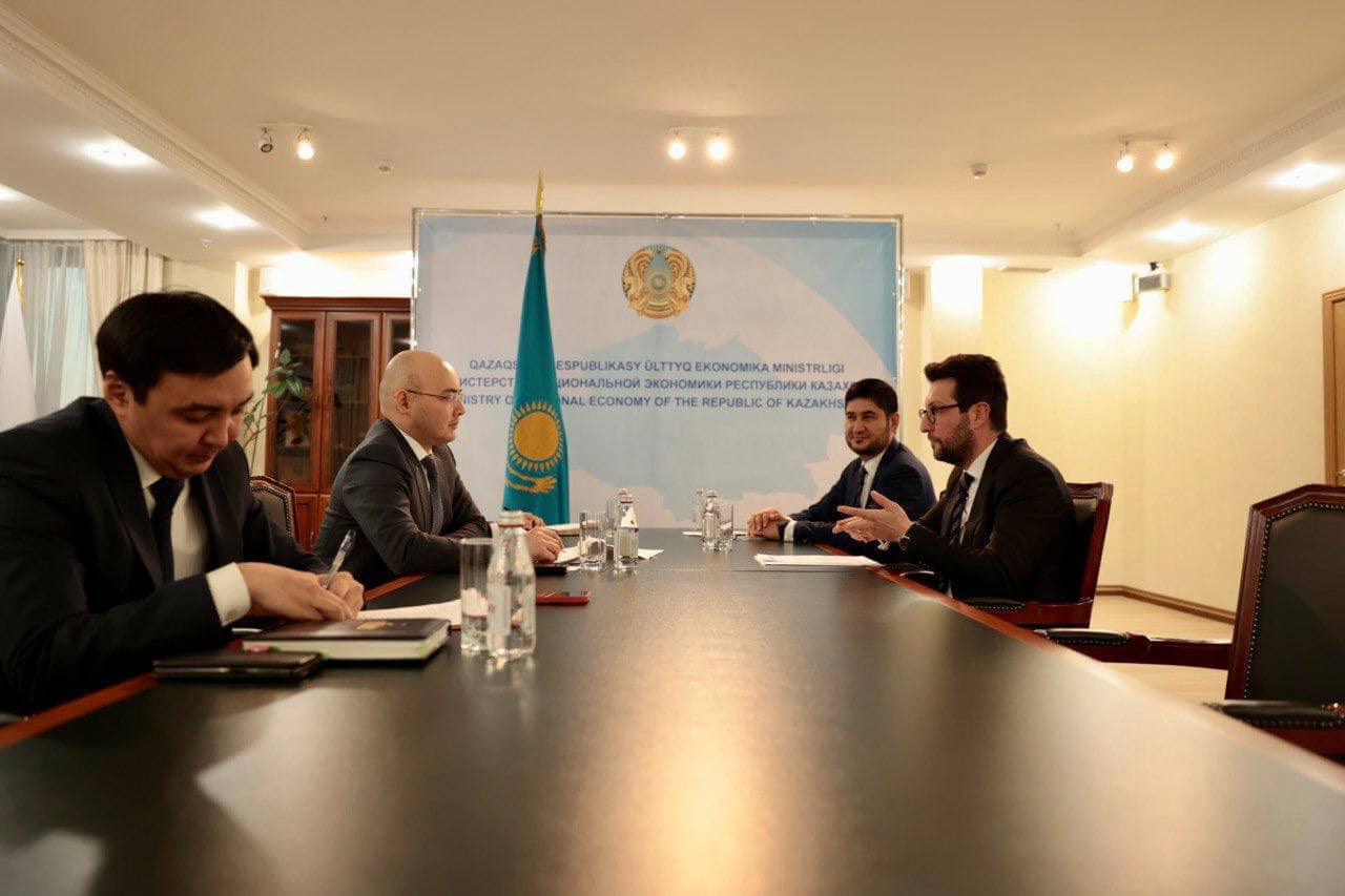 Глава МНЭ встретился с руководством ЕБРР в Казахстане