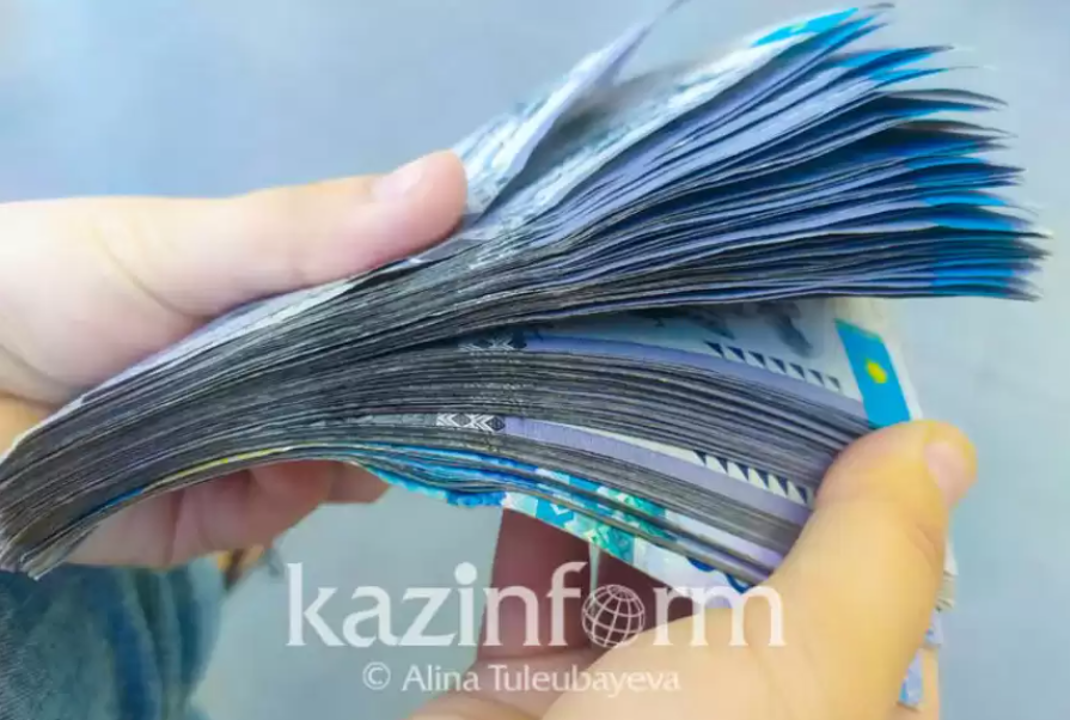 Шұлықтағы бисексуалдар фотосуреттері