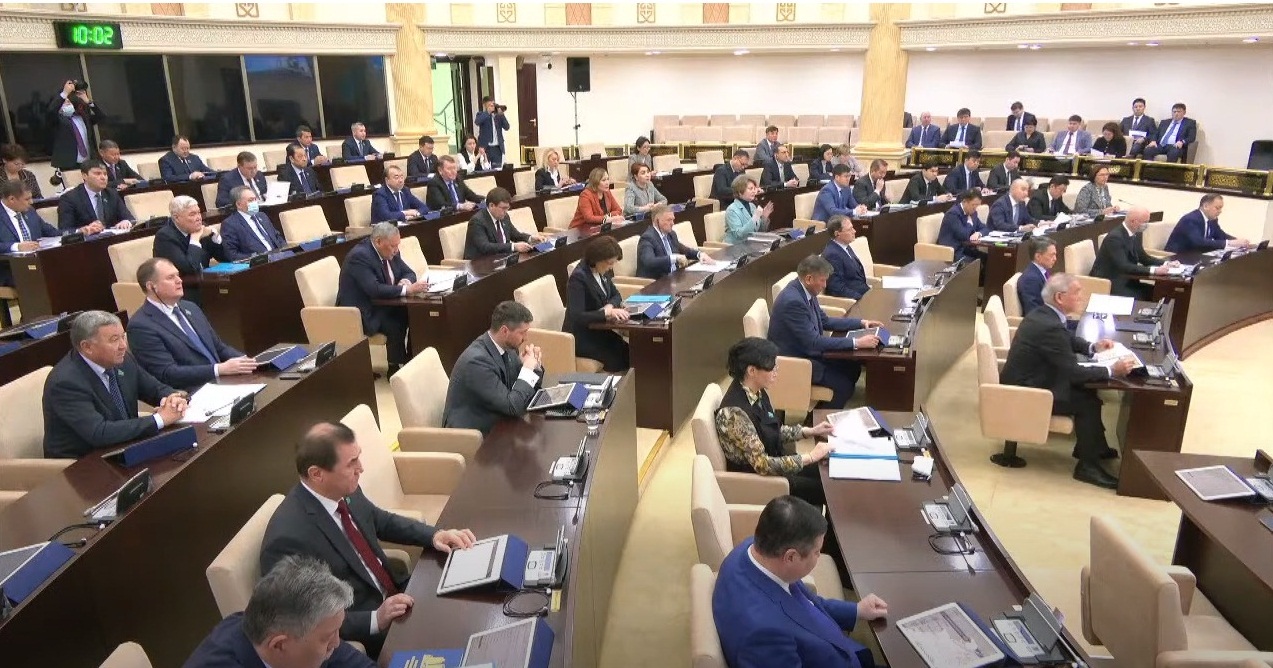 Сенаттағы Парламенттік тыңдауда Айдарбек Сапаров СҚО-ның түйткілді мәселелерін айтты