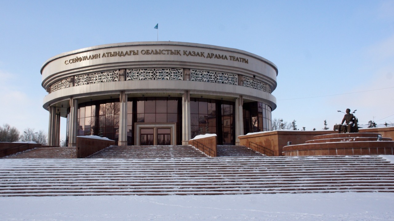 Карагандинскому каздрамтеатру присвоят статус «музыкальный»