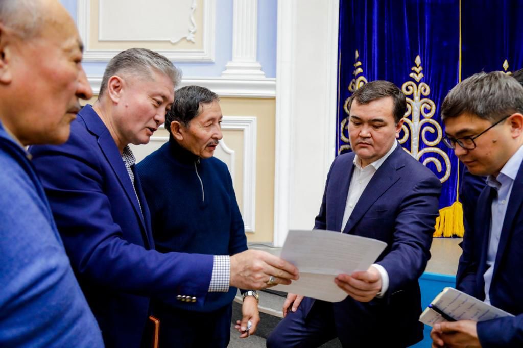 Жеңіс Қасымбек «Көктал-1» елді мекенінің тұрғындарымен кездесті