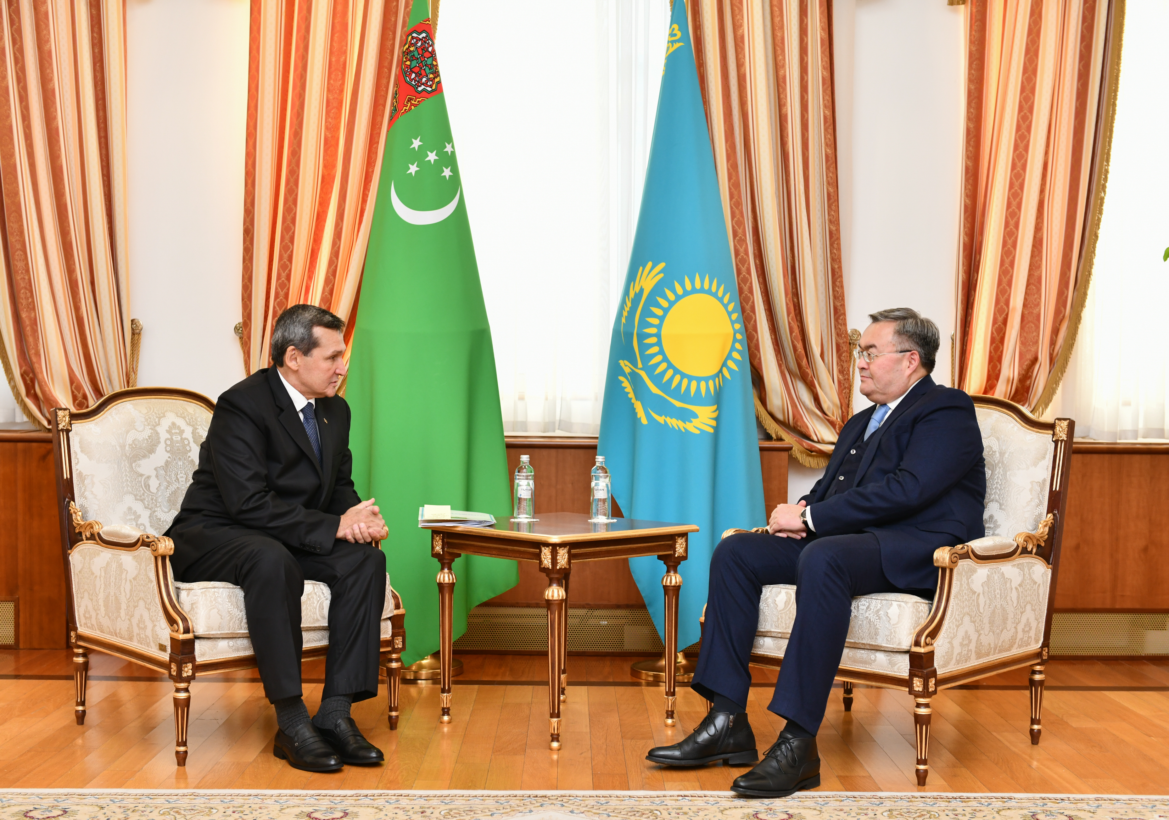 Түрікменстан СІМ басшысымен кездесу туралы