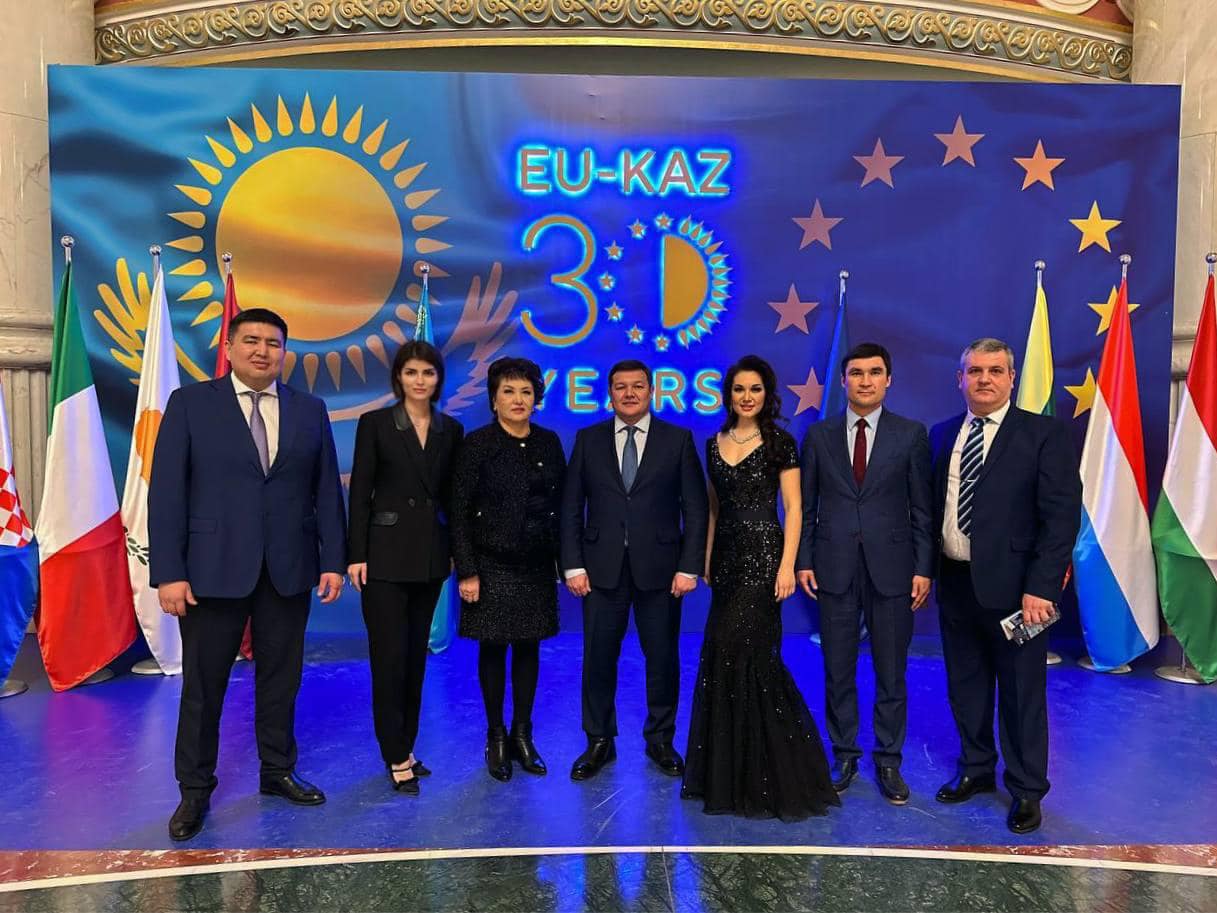 Казахстан и Европейский союз отметили 30-летие дипломатических отношений: в Астане состоялся Гала-концерт