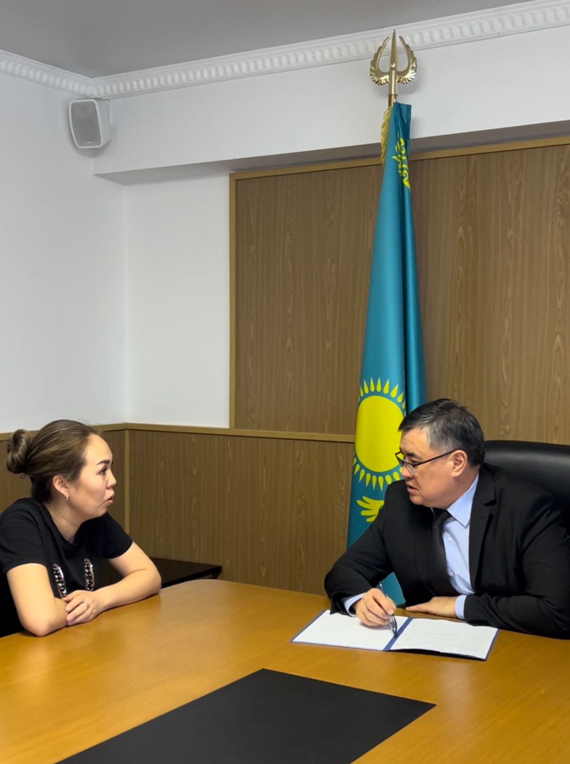 Глава района принял жителей по личным вопросам