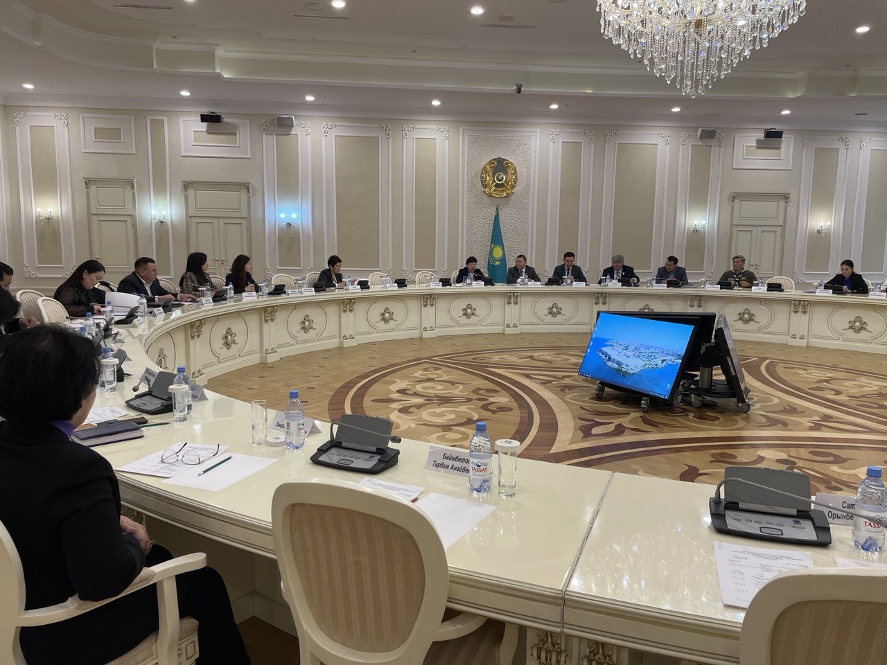 Business meeting on cooperation within the framework of the information tour of the Akmola region "Akmola-territory of children's tourism" in the Mangistau region