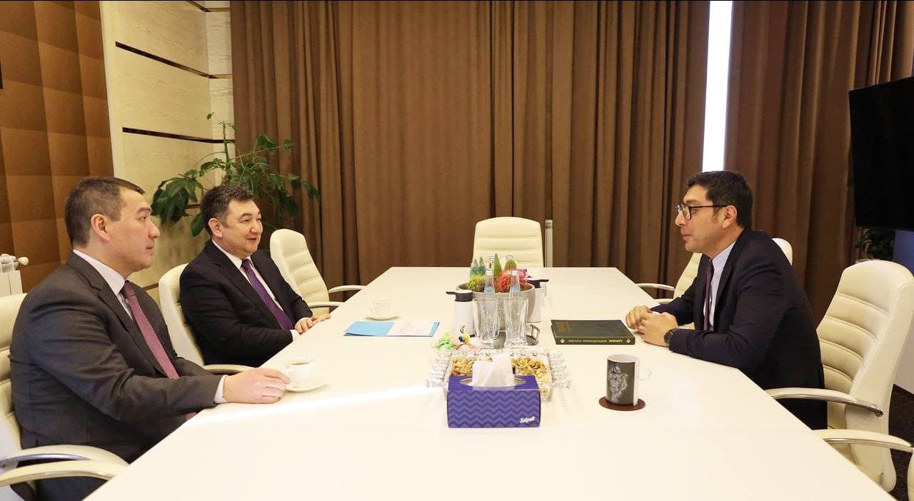 Министр Д.Қыдырәлі Әзербайжан Республикасының Жастар және спорт министрі Фарид Гаибовпен кездесті